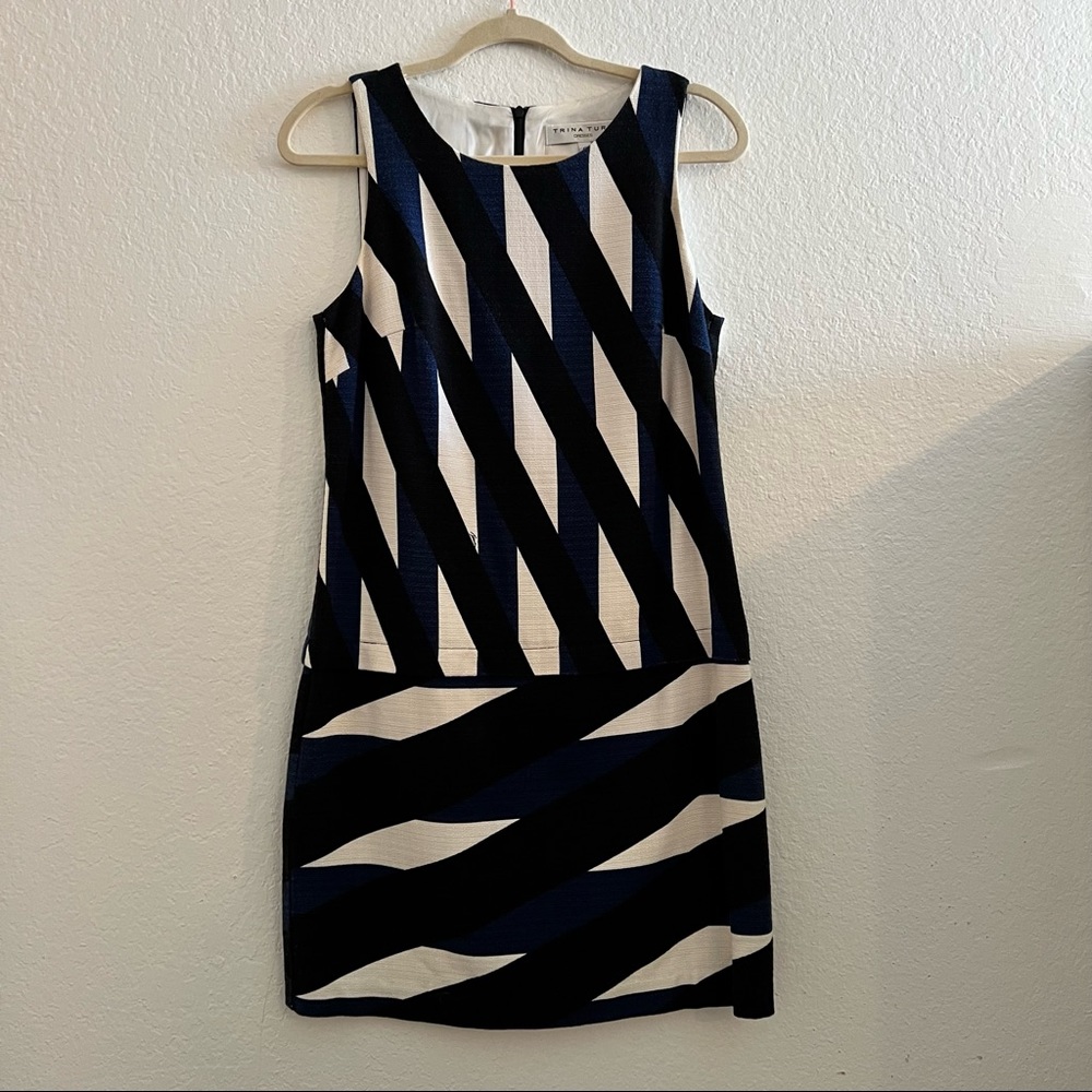 Trina Turk sleeveless navy, black, white dress